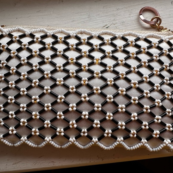 Retro satin beaded change purse/wallet - Picture 1 of 4